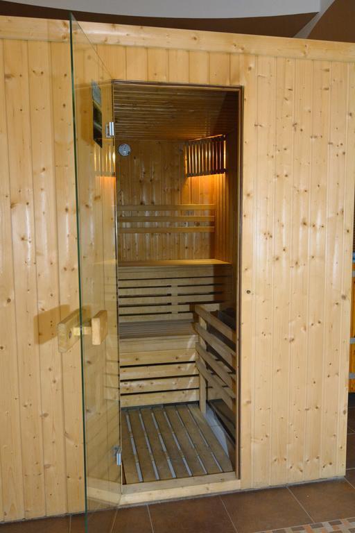 Sala Bankietowa I Pokoje Goscinne Sokolka Esterno foto