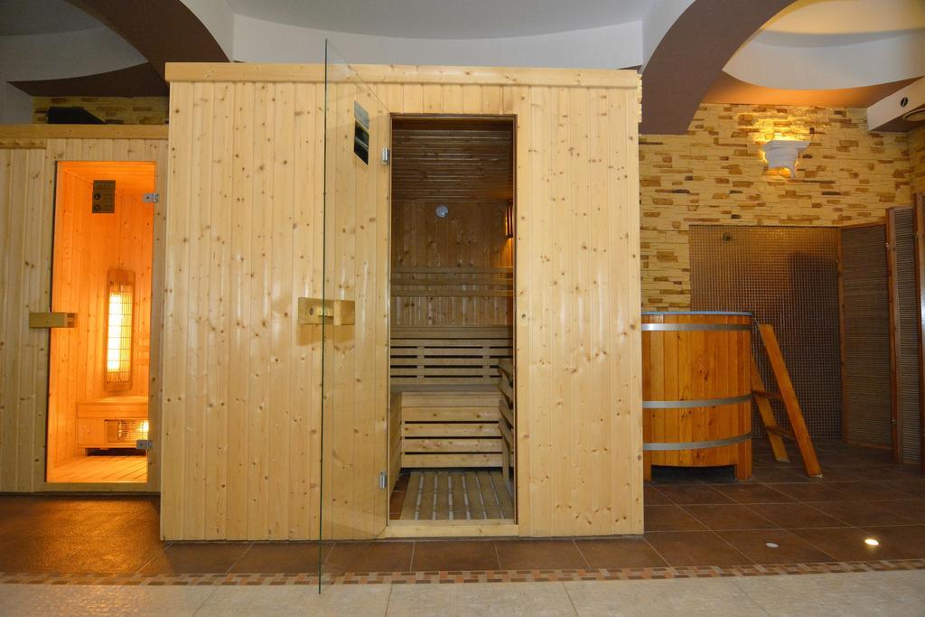 Sala Bankietowa I Pokoje Goscinne Sokolka Esterno foto